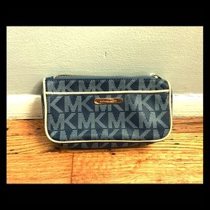 Michael Kors cosmetic bag